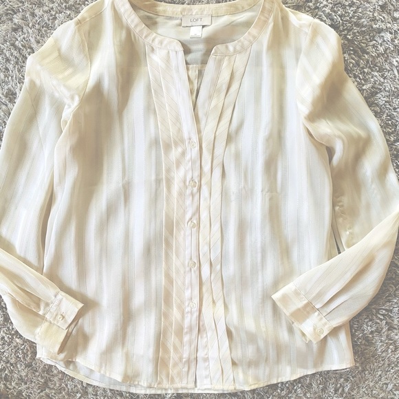 LOFT Tops - LOFT Long sleeve Cream striped button down M